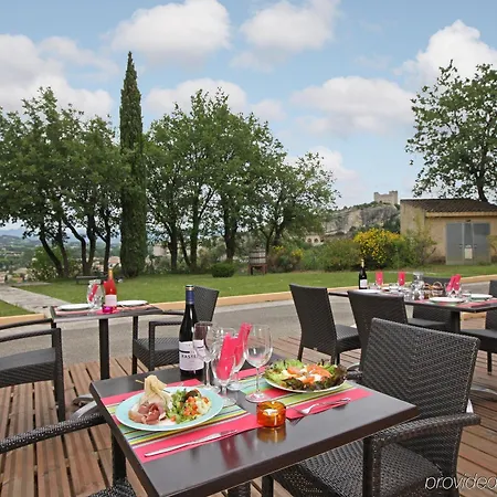 Le Logis Du Chateau Hotel