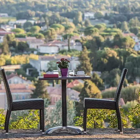 Le Logis Du Chateau Vaison-la-Romaine