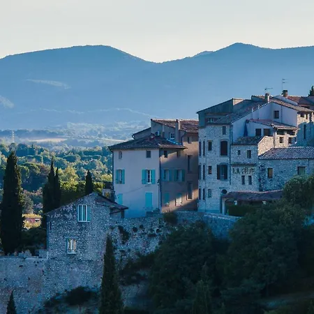 Le Logis Du Chateau Vaison-la-Romaine