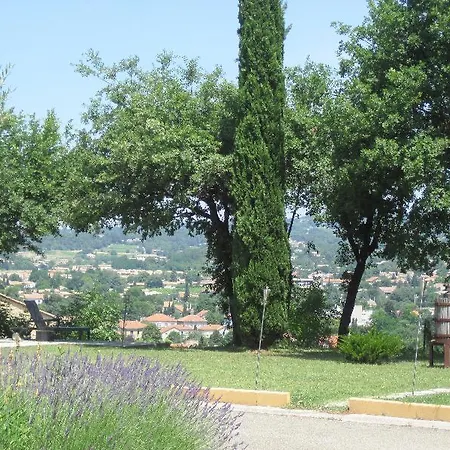 Le Logis Du Chateau Hotel 3*